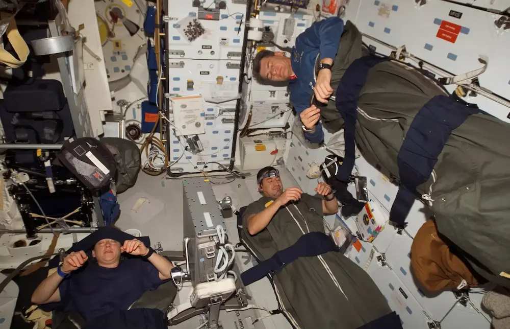 How Do Astronauts Sleep In Space Starlust